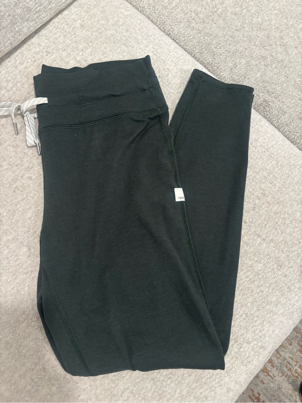 Vuori dark green High-Rise Drawstring Leggings